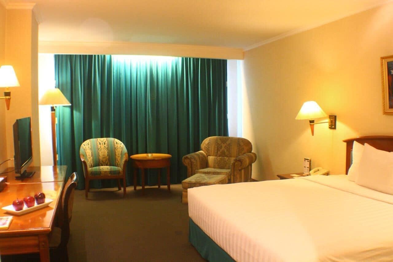 Grand Arkenso Park View Hotel Semarang Exterior foto