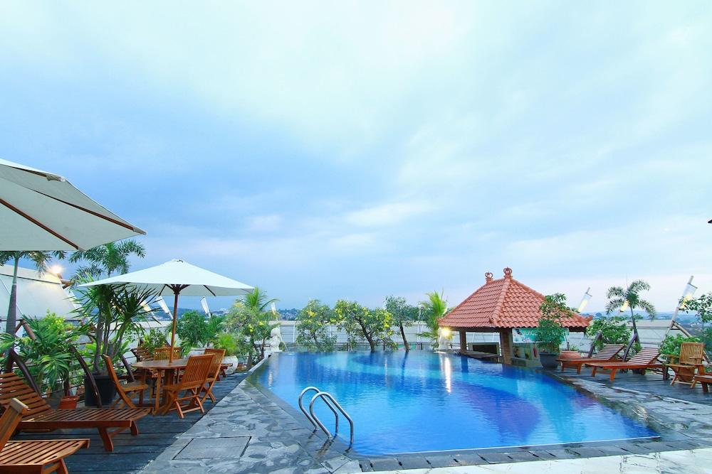 Grand Arkenso Park View Hotel Semarang Exterior foto